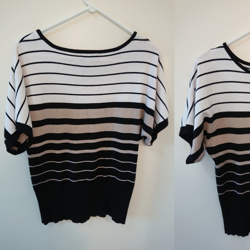 Short sleeve sweater